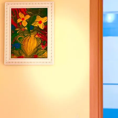 Апартаменты Seaview's Family Flat