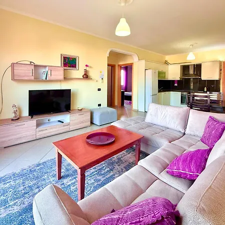 Seaview's Family Flat Апартаменты Влёра